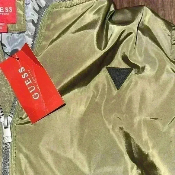 Guess Boys Brady Solid Bomber Jacket Army Olive size 12 BNWT - Picture 2 of 5